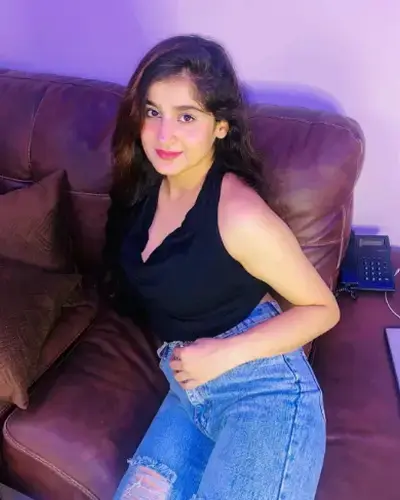 Call Girls Fatehabad Cash On Delivery